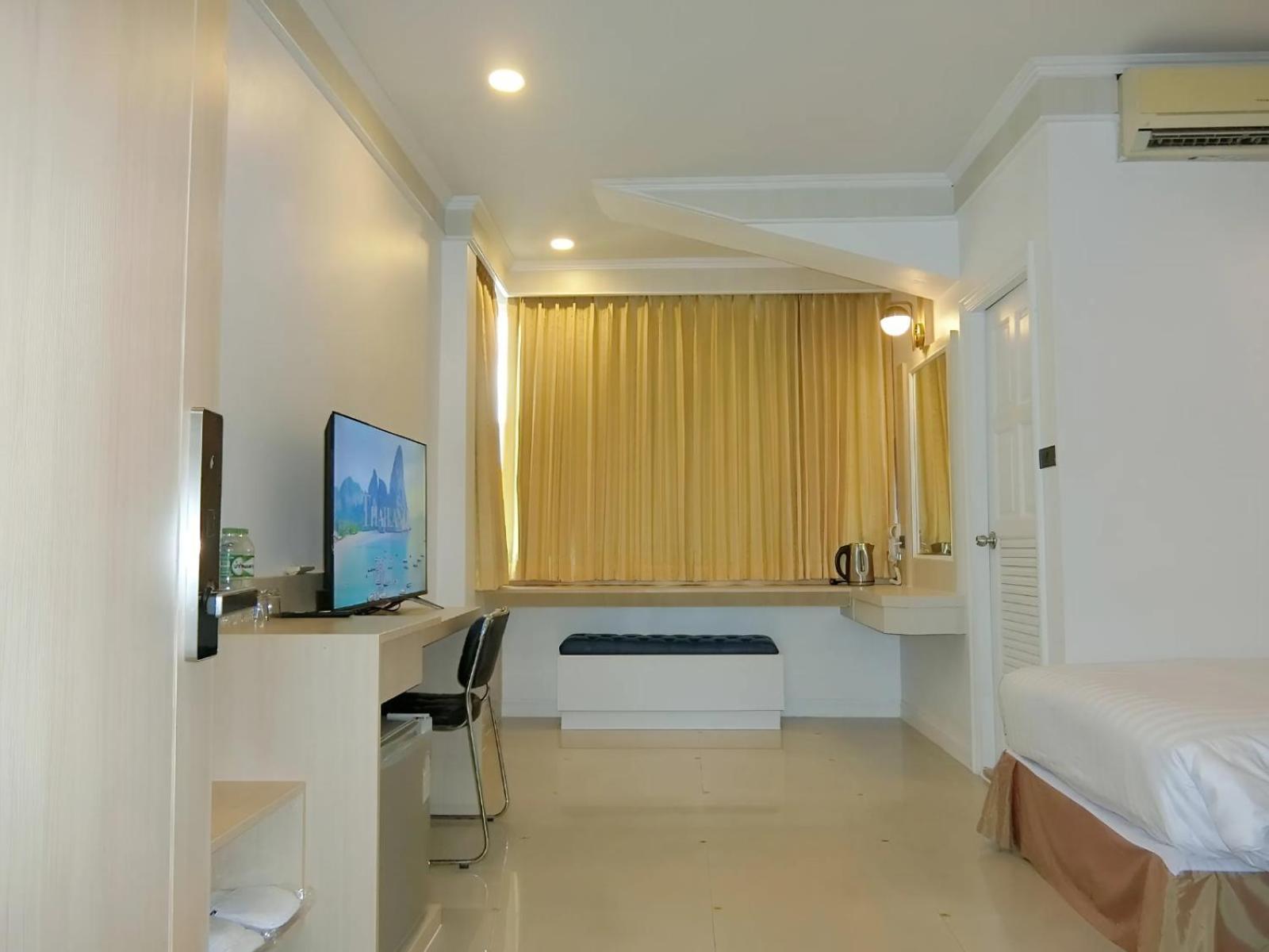 Sira Boutique Residence - Newly Renovated Patong Exterior foto