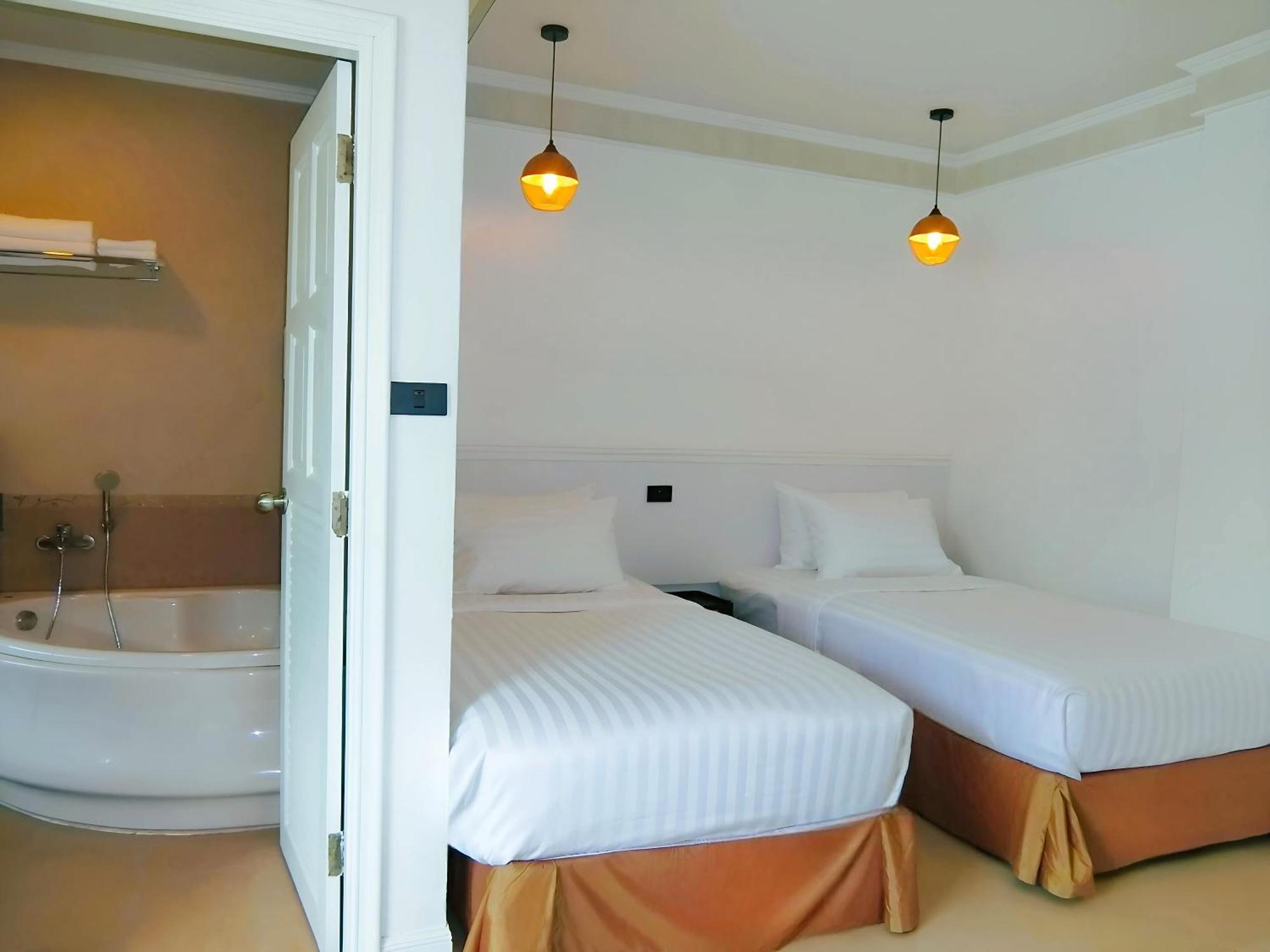 Sira Boutique Residence - Newly Renovated Patong Exterior foto