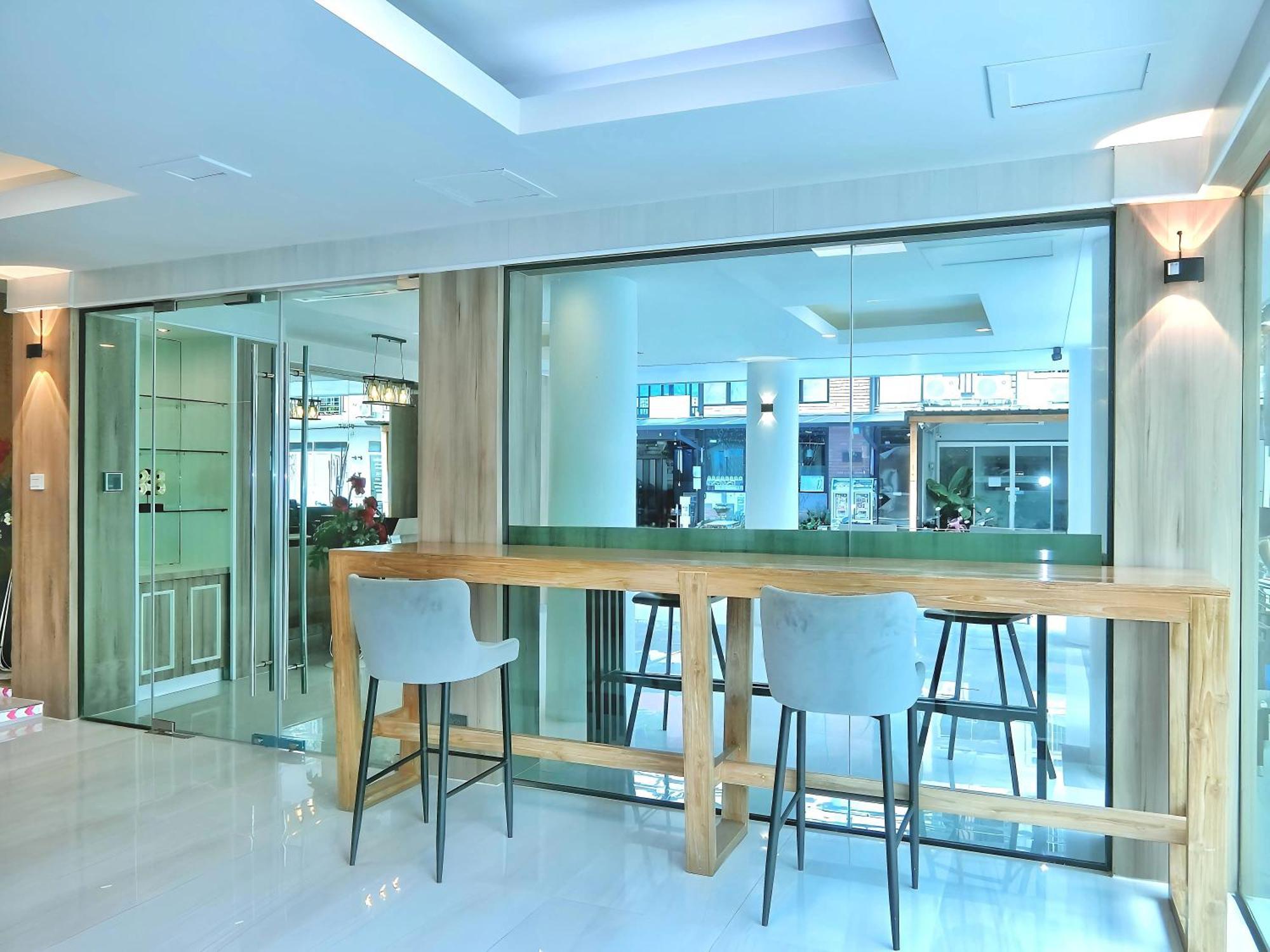 Sira Boutique Residence - Newly Renovated Patong Exterior foto